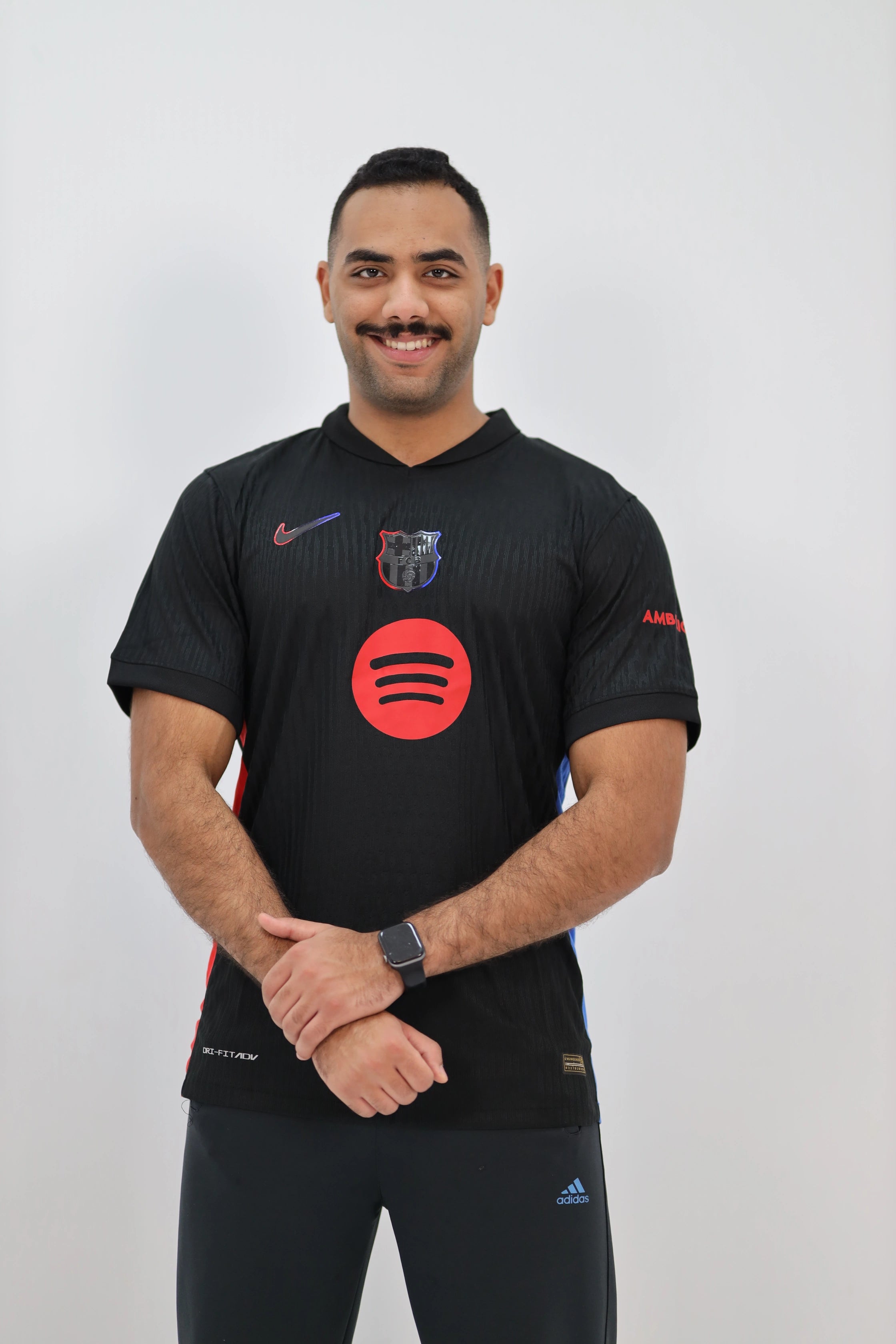 قميص برشلونة الاحتياطي الأسود موسم 2025