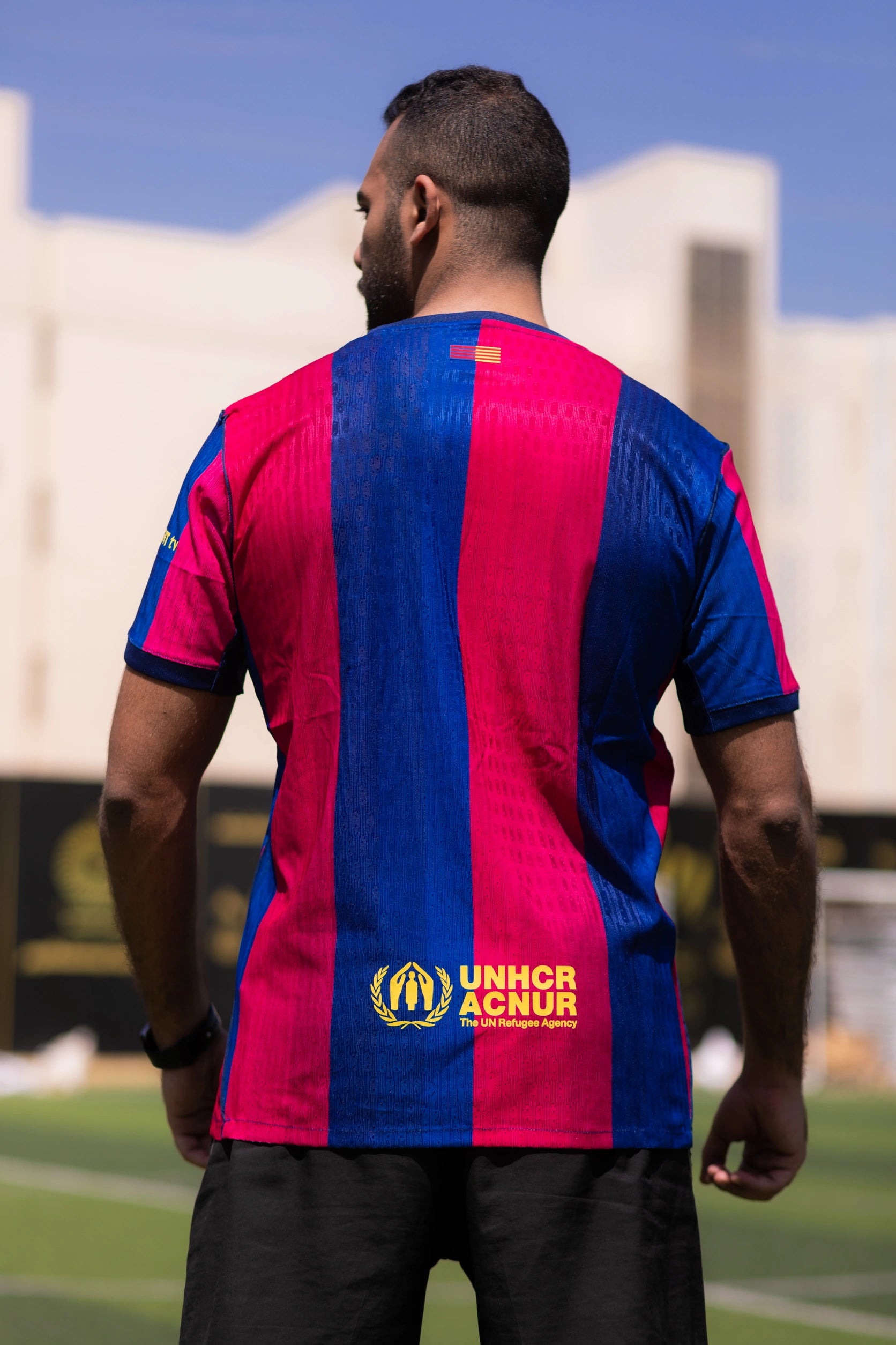 قميص برشلونة للموسم الجديد 2027