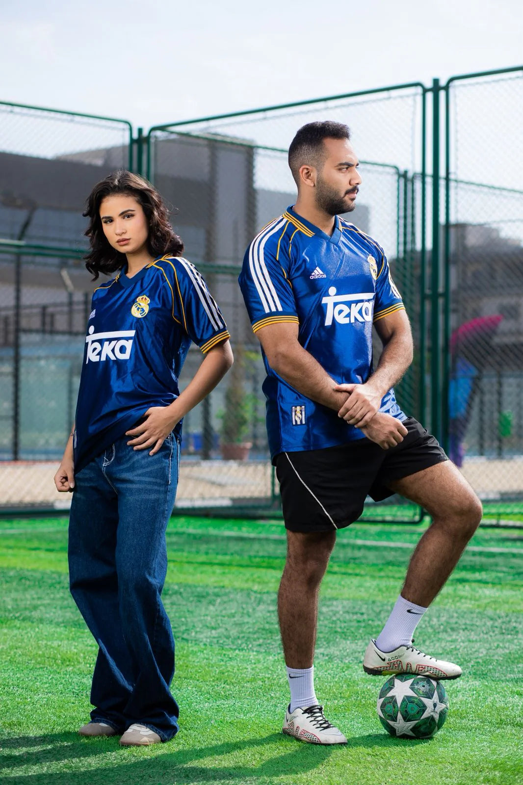 تيشيرت ريال مدريد الكلاسيكي، موسم 1998