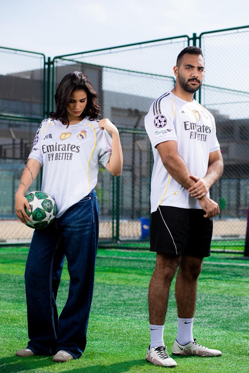 تيشيرت ريال مدريد الخاص بلاعبي دوري أبطال أوروبا