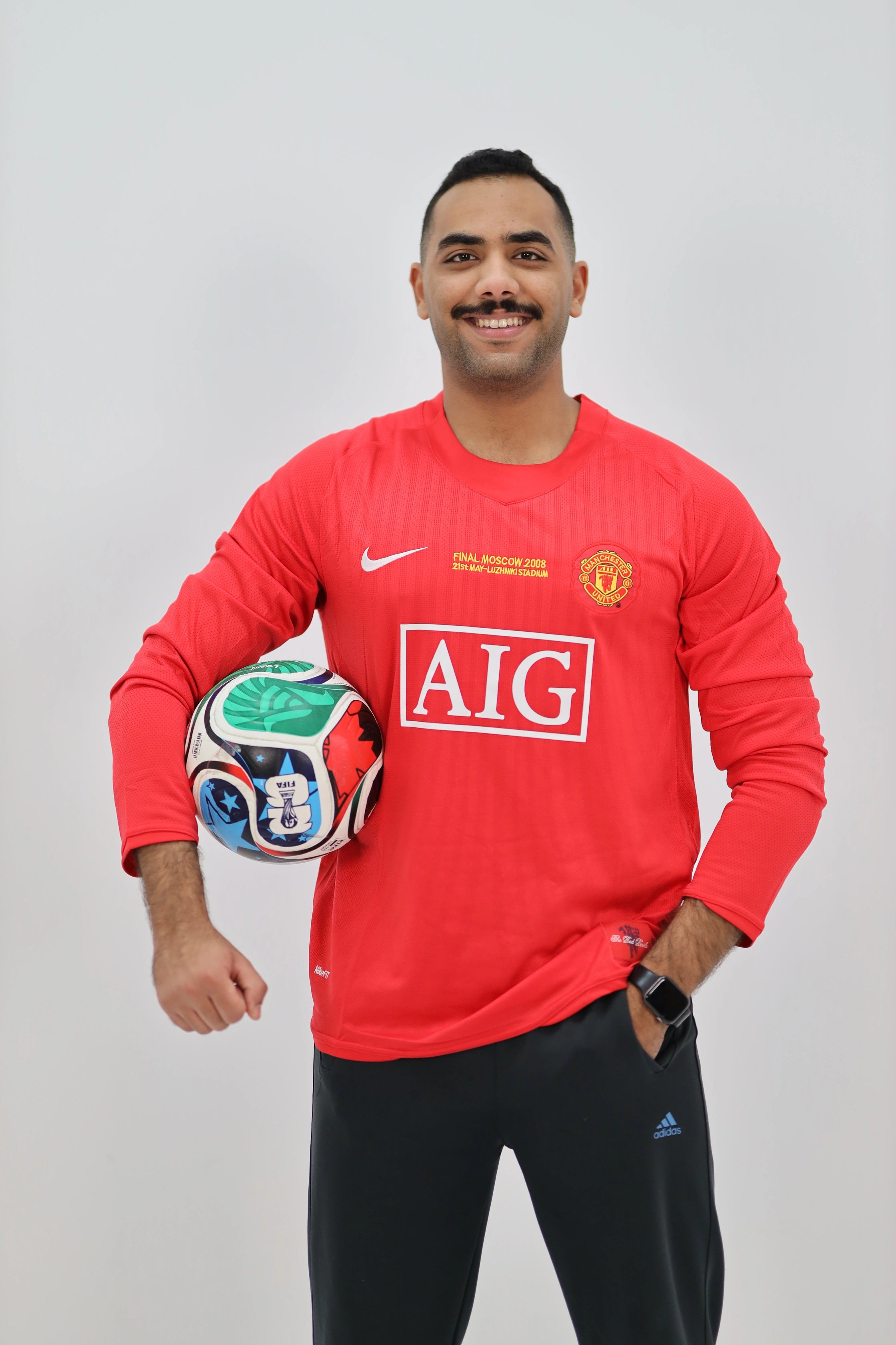 قميص مانشستر يونايتد نهائي 2008 نسخة اللاعبين الرسمية